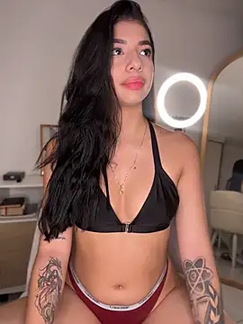 Veronica ar online show from June 17, 2026, 1:19 am