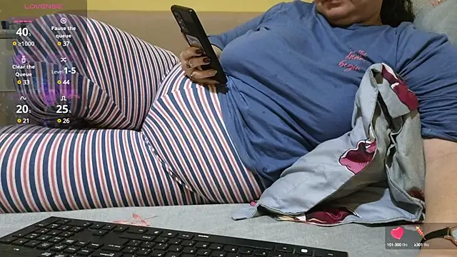 BBW MILF 4U online show from January 31, 2025, 3:22 pm