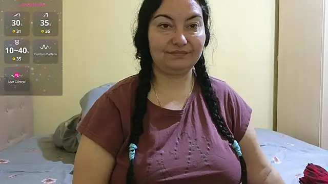 BBW MILF 4U online show from February 5, 2025, 6:13 am
