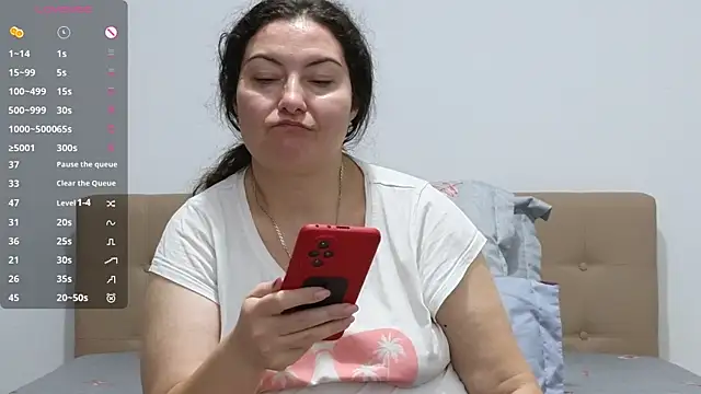 BBW MILF 4U online show from November 11, 2025, 4:29 pm