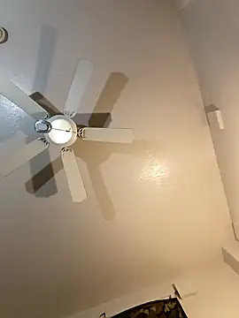 Snapshot of thefire420 chatting on October 8, 2025, 2:53 am thefire420 online show from October 8, 2025, 2:53 am