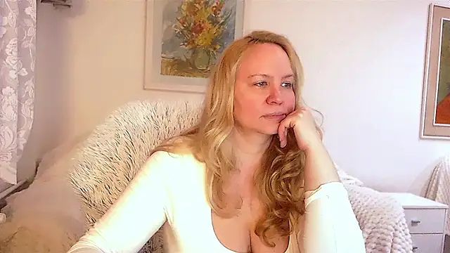 Sarah4you online show from January 5, 2025, 4:16 pm