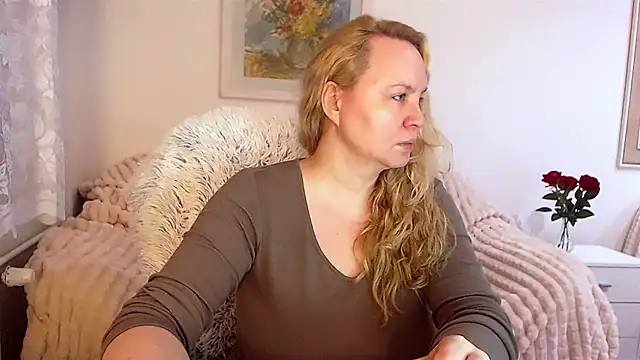 Sarah4you online show from January 9, 2025, 9:37 pm