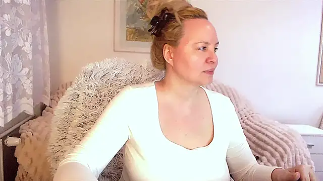 Sarah4you online show from January 11, 2025, 9:36 pm