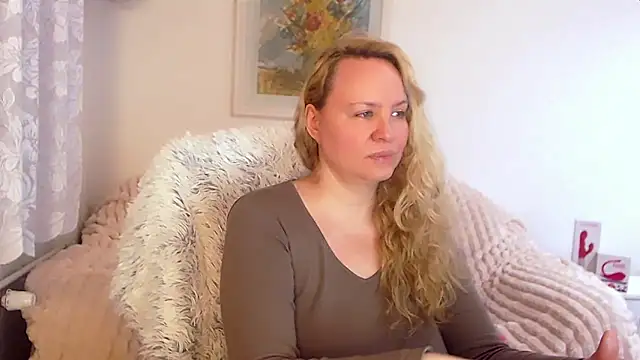 Sarah4you online show from January 28, 2025, 12:47 am