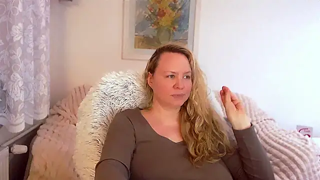 Sarah4you online show from February 16, 2025, 12:52 am