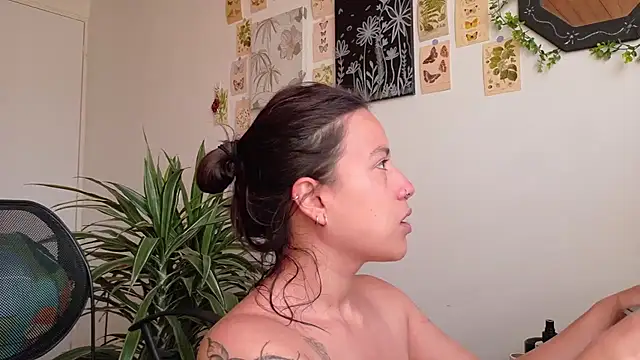 Snapshot of kinky_rider chatting on May 15, 2026, 2:24 pm kinky rider online show from May 15, 2026, 2:24 pm
