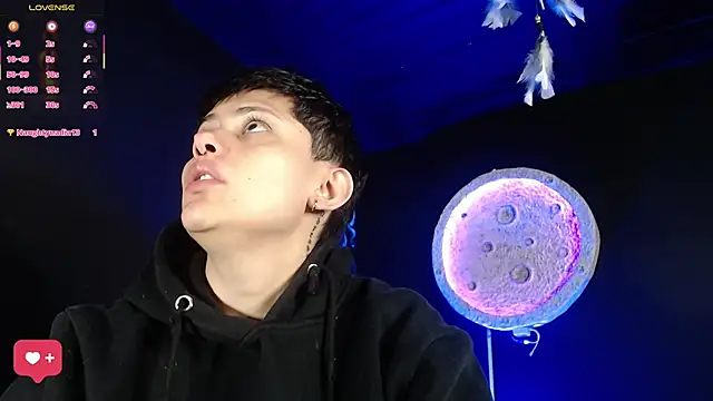 girl intense444 online show from March 9, 2026, 12:42 pm