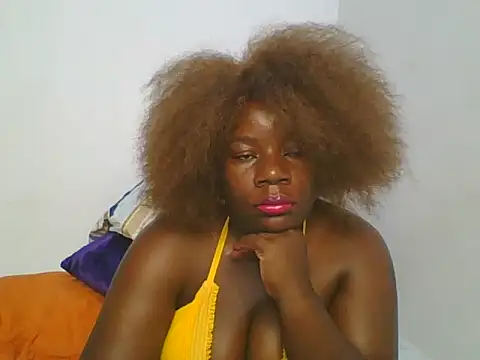 Snapshot of Deliciousgal chatting on February 20, 2025, 10:59 pm Deliciousgal online show from February 20, 2025, 10:59 pm