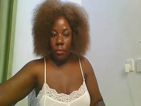Snapshot of Deliciousgal chatting on March 17, 2025, 2:19 am Deliciousgal online show from March 17, 2025, 2:19 am