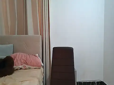 Deliciousgal online show from August 4, 2026, 7:11 am