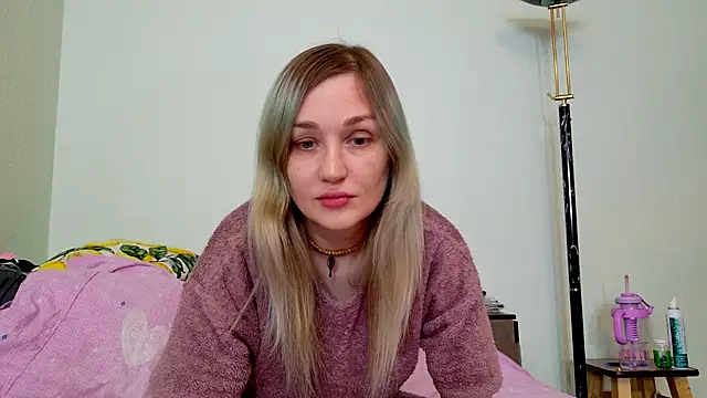 ModelEva online show from March 24, 2026, 11:04 am