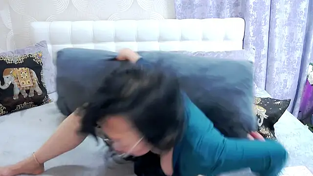 Snapshot of Asian_legs chatting on September 16, 2025, 10:49 am Asian legs online show from September 16, 2025, 10:49 am