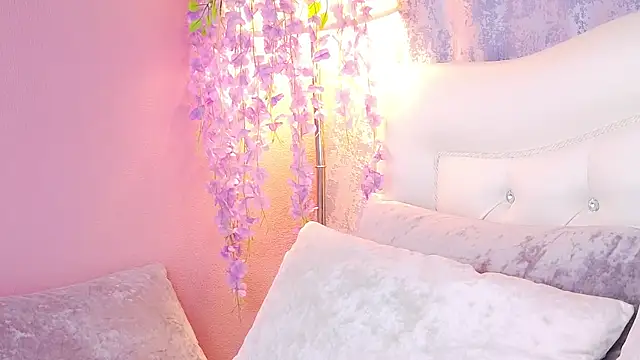 Asian legs online show from May 12, 2026, 10:12 am