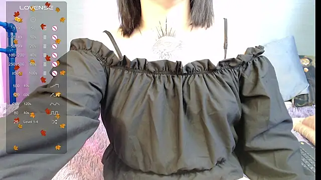 Snapshot of ivamayy chatting on October 31, 2025, 8:15 am ivamayy online show from October 31, 2025, 8:15 am