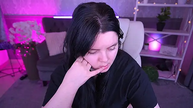 Snapshot of LittleShyy chatting on February 28, 2026, 1:56 pm LittleShyy online show from February 28, 2026, 1:56 pm