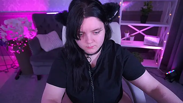 Snapshot of LittleShyy chatting on March 3, 2026, 6:52 am LittleShyy online show from March 3, 2026, 6:52 am