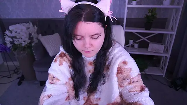 Snapshot of LittleShyy chatting on March 4, 2026, 7:14 am LittleShyy online show from March 4, 2026, 7:14 am