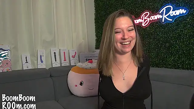 boomboomr00m online show from January 14, 2025, 10:55 pm