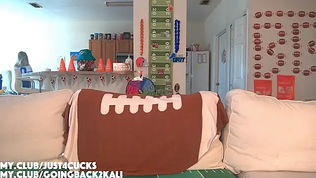 boomboomr00m online show from November 16, 2025, 5:51 pm