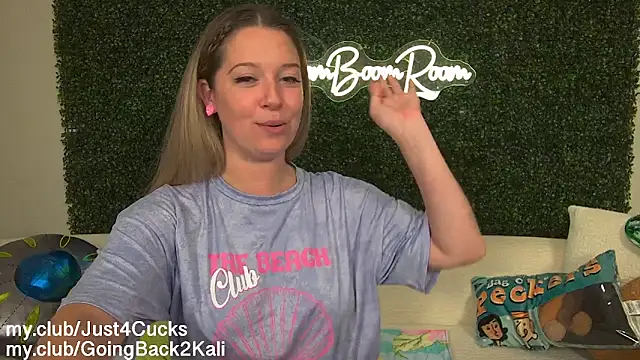 boomboomr00m online show from April 2, 2026, 2:53 am
