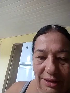 Snapshot of catdool chatting on February 9, 2026, 4:33 pm catdool online show from February 9, 2026, 4:33 pm