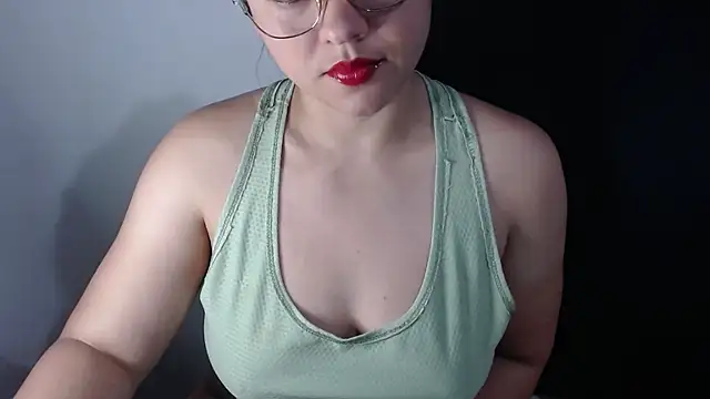 lizbodu online show from May 3, 2026, 2:39 am