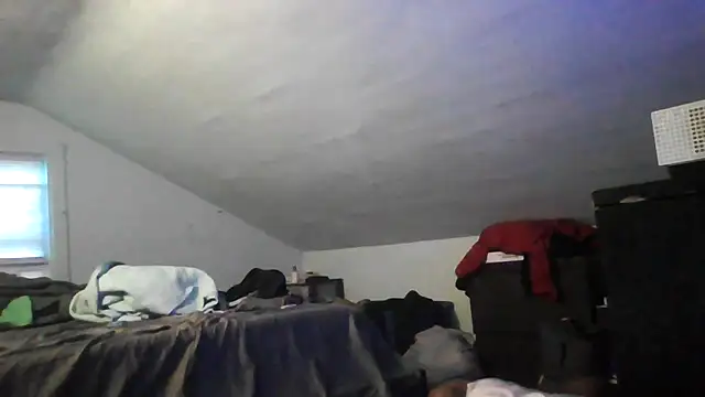 Snapshot of ReeferMadness59 chatting on October 18, 2025, 9:59 pm ReeferMadness59 online show from October 18, 2025, 9:59 pm