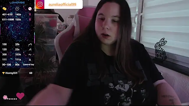 Snapshot of AureliaWinter chatting on March 10, 2026, 5:18 pm AureliaWinter online show from March 10, 2026, 5:18 pm
