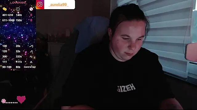 Snapshot of AureliaWinter chatting on July 31, 2026, 7:24 pm AureliaWinter online show from July 31, 2026, 7:24 pm