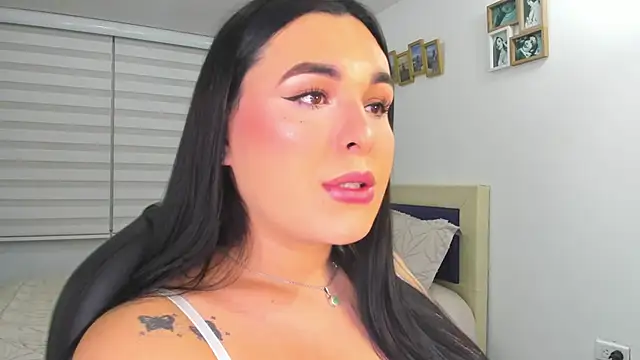 naty pink online show from August 9, 2026, 12:56 am