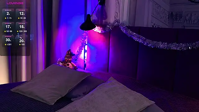Snapshot of SofiaFoster_ chatting on December 18, 2024, 4:17 pm SofiaFoster  online show from December 18, 2024, 4:17 pm