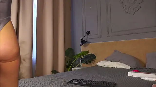 Snapshot of SofiaFoster_ chatting on September 26, 2025, 6:39 am SofiaFoster  online show from September 26, 2025, 6:39 am