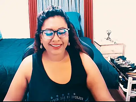 Snapshot of Indianlust69 chatting on April 9, 2026, 9:09 pm Indianlust69 online show from April 9, 2026, 9:09 pm