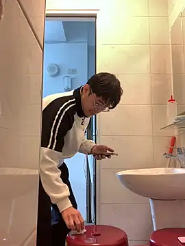 o0-69o online show from December 23, 2024, 4:44 am