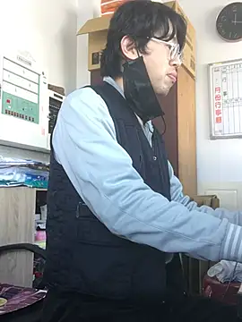 o0-69o online show from March 12, 2025, 4:19 am