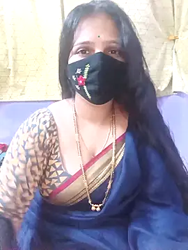 Rising Smiler online show from October 28, 2025, 5:37 pm