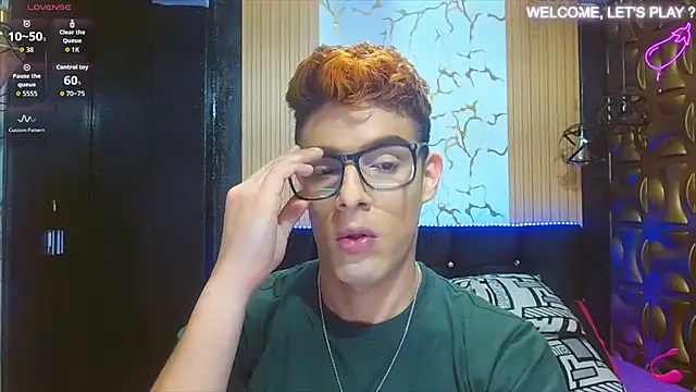 Snapshot of angel_sexyevil chatting on October 6, 2025, 12:24 pm angel sexyevil online show from October 6, 2025, 12:24 pm