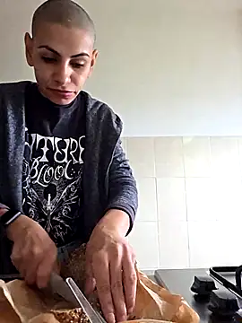 Snapshot of hotSANDRA_STARR chatting on October 10, 2025, 3:00 pm hotSANDRA STARR online show from October 10, 2025, 3:00 pm