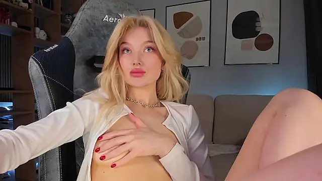 sugar club online show from January 29, 2025, 10:01 pm