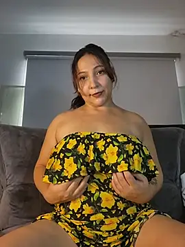 VickyHoult online show from February 11, 2026, 8:47 pm