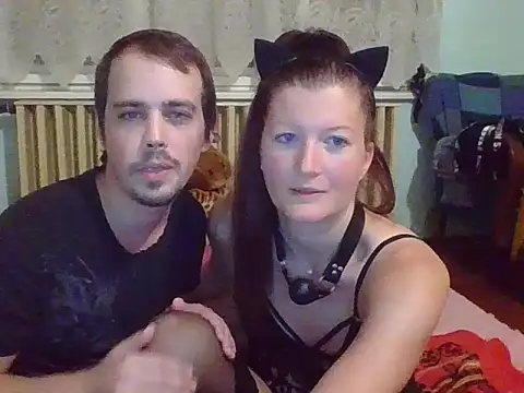 Snapshot of Analimado18 chatting on September 19, 2025, 10:21 pm Analimado18 online show from September 19, 2025, 10:21 pm