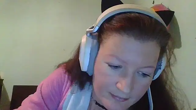 Snapshot of Analimado18 chatting on October 6, 2025, 8:39 pm Analimado18 online show from October 6, 2025, 8:39 pm