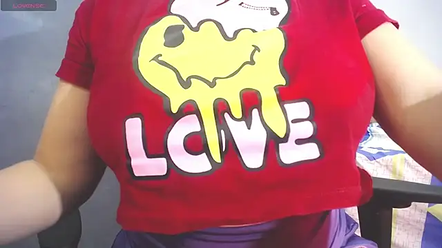 Snapshot of Tiffany_teressa chatting on February 2, 2025, 6:20 pm Tiffany teressa online show from February 2, 2025, 6:20 pm