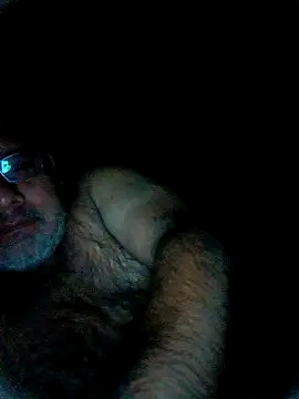 Snapshot of PhillDrake11 chatting on April 25, 2026, 4:26 am PhillDrake11 online show from April 25, 2026, 4:26 am