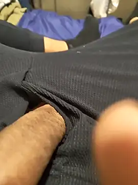 HardestPepe online show from December 2, 2025, 4:18 am