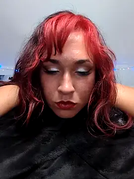 Snapshot of DesereaRose chatting on May 17, 2026, 2:35 pm DesereaRose online show from May 17, 2026, 2:35 pm