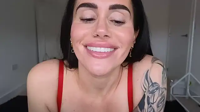 Snapshot of LibbyLoveHeartx chatting on July 29, 2026, 8:34 am LibbyLoveHeartx online show from July 29, 2026, 8:34 am