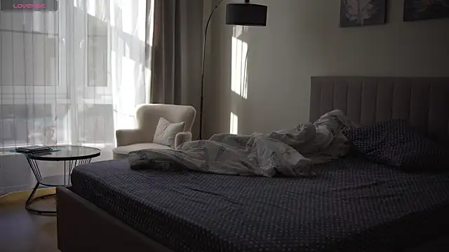 Snapshot of Danielle_Thomas chatting on September 25, 2025, 8:18 am Danielle Thomas online show from September 25, 2025, 8:18 am