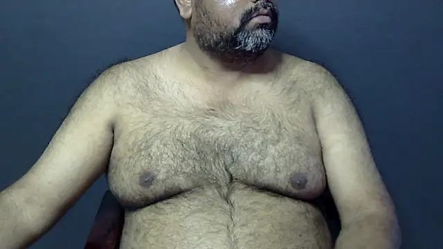 hairysubcub 70 online show from February 1, 2025, 7:15 am